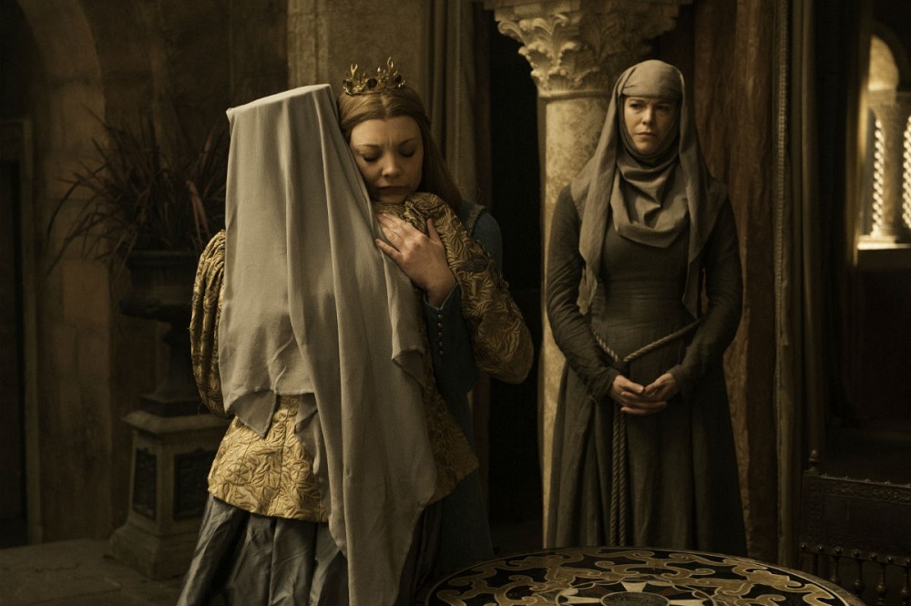 Diana-Rigg-Olenna-Tyrell-Natalie-Dormer-Margaery-Tyrell-Hannah-Waddingham-Septa-Unella-Game-of-Thrones-Season-6